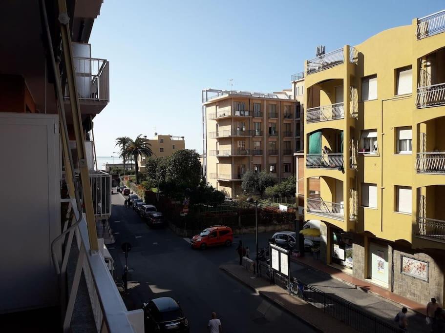 Appartamento Vittoria Pietra Ligure Kültér fotó